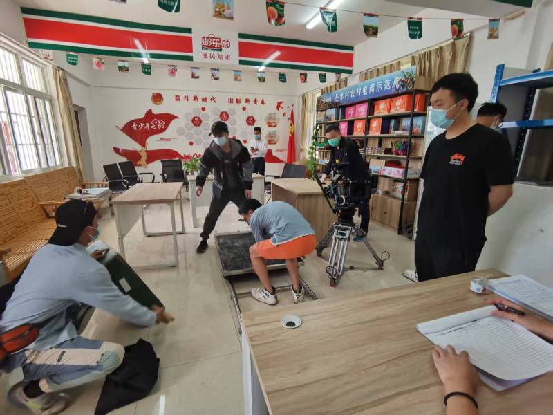 平凉广告片拍摄公司：极简主义践行者，少即是多的视觉哲学